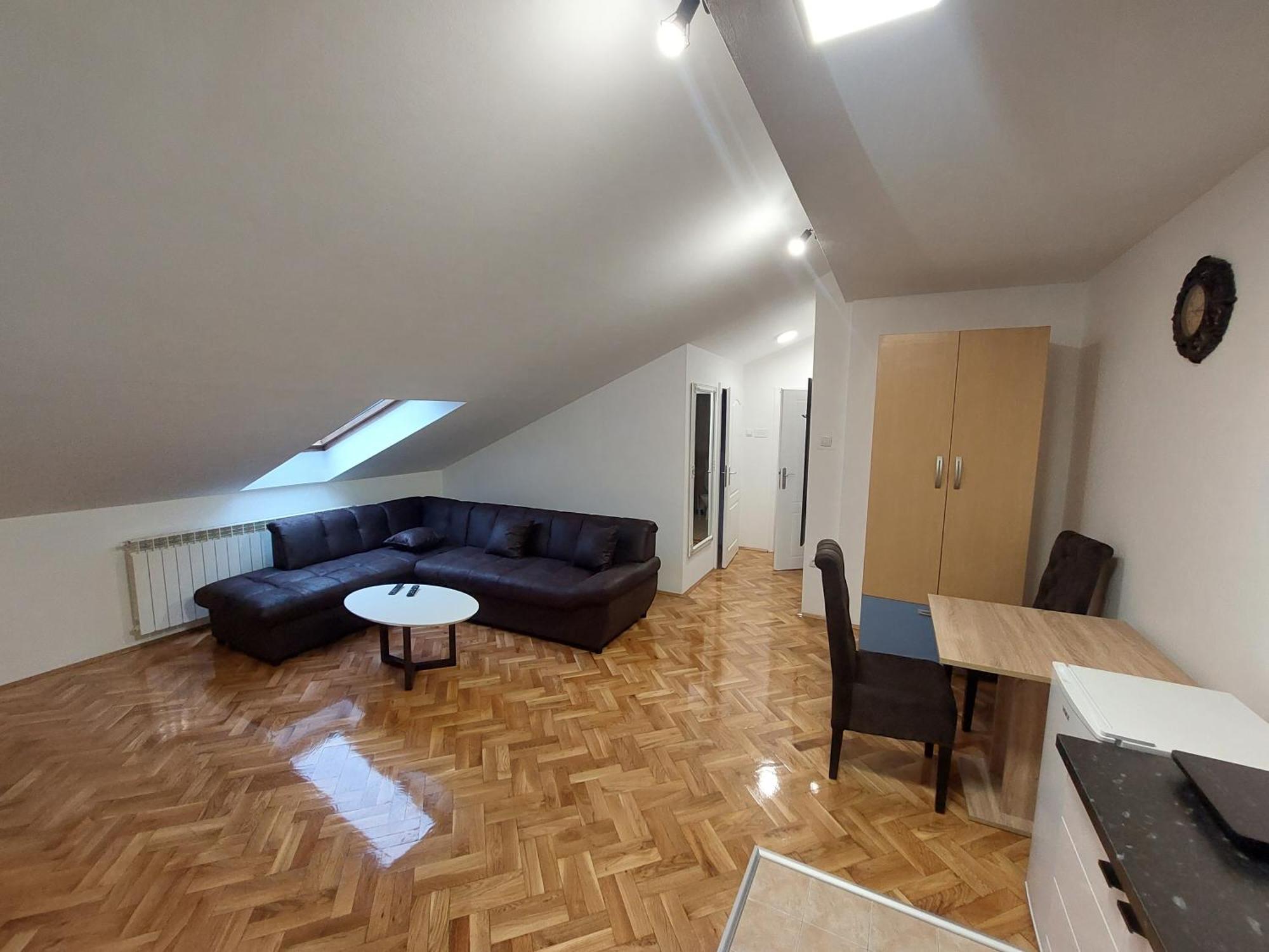 Jasmin Apartment Novi Sad